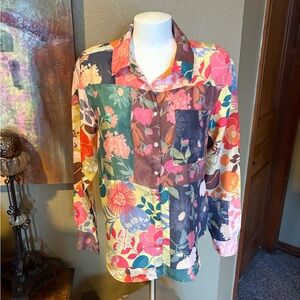 Dylan Colorful Floral Button-Up Shirt (S)